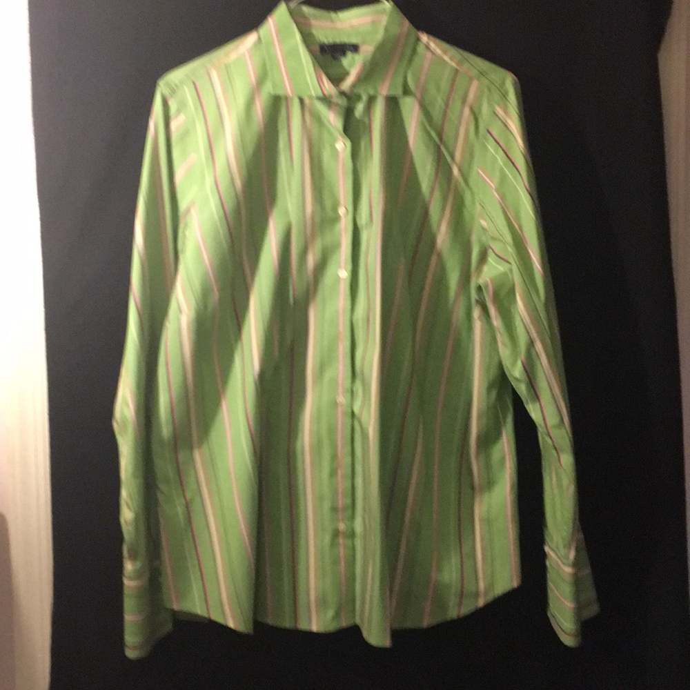 Lands End button shirt for women